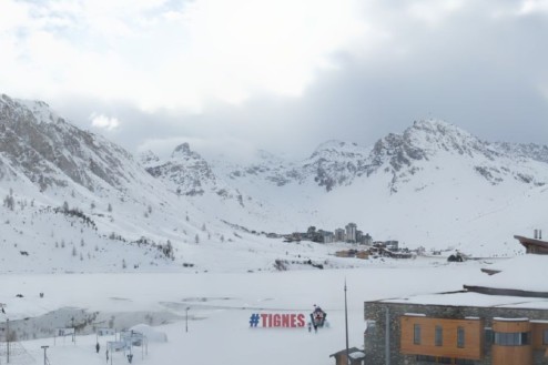 Lots of high cloud today in Tignes, France – Weather to ski – Snow forecast, 20 December 2025