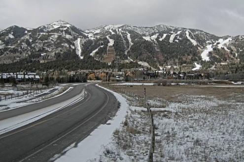 Threadbare ski slopes in Jackson Hole, Wyoming, USA – Weather to Ski – Snow report, 27 November 2025