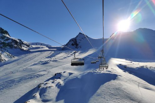 November glacier skiing in Zermatt, Switzerland