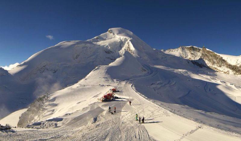 Saas-Fee, Switzerland – Weather to ski – Today in the Alps, 15 October 2016