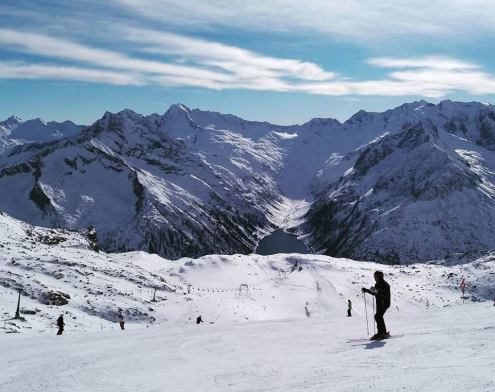 Hintertux, Austria – Weather to ski – Today in the Alps, 10 November 2017