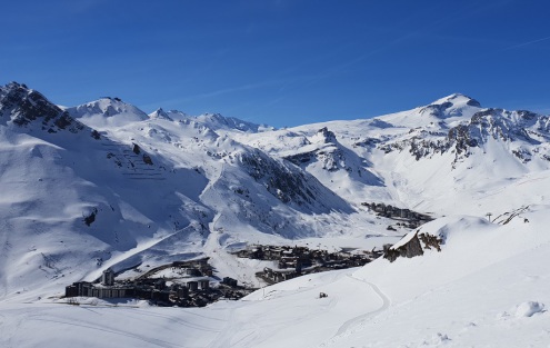 Great April snow conditions in Tignes, France on 14 April 2019 – Weather to ski – Who got the most snow in the Alps in 2018-19?