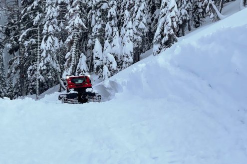 Pallisades, Lake Tahoe, California, USA – Weather to ski – Snow report, 30 December 2021