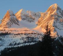 Lizard Range Peaks near Fernie, BC, Canada – 23 February 2022 - Weather to ski – Who got the most snow in North America in 2021-22?