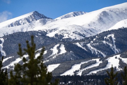 Breckenridge, Colorado, USA – March 2023 - Weather to ski – Who got the most snow in North America in 2022-23?