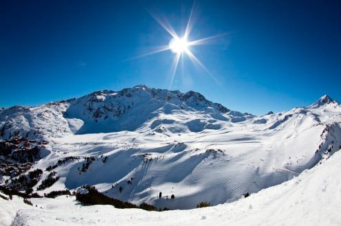 Panoramic view over Les Arcs, France - Weather to ski - Our blog: Top 5 early season ski resorts in France