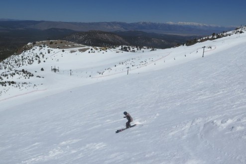 Skiing the slopes of Mammoth, California on 1 May 2024 – Weather to ski – Who got the most snow in North America in 2023-24?