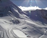 Good snow conditions on the ski slopes on the Saas-Fee glacier, Switzerland – Weather to ski – Our blog: Where to ski in the Alps in October 2025
