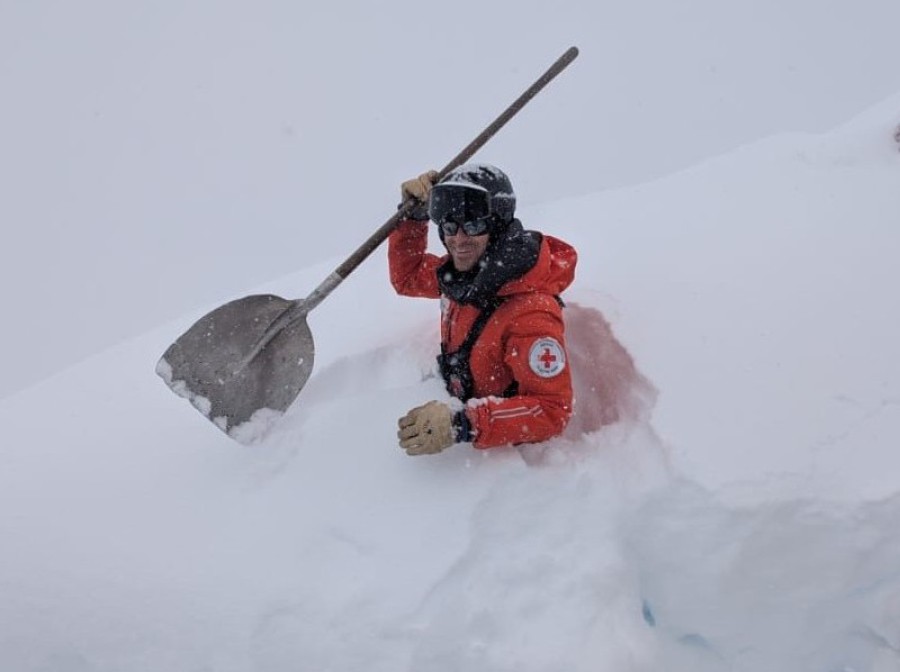 Person standing in deep snow in Glacier 3000, Switzerland on 27 November 2025 – Link to Weather to ski’s Latest Season progress report, 3 December 2025