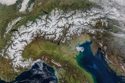 Satellite image showing snow cover across the Alps on 19 March 2016